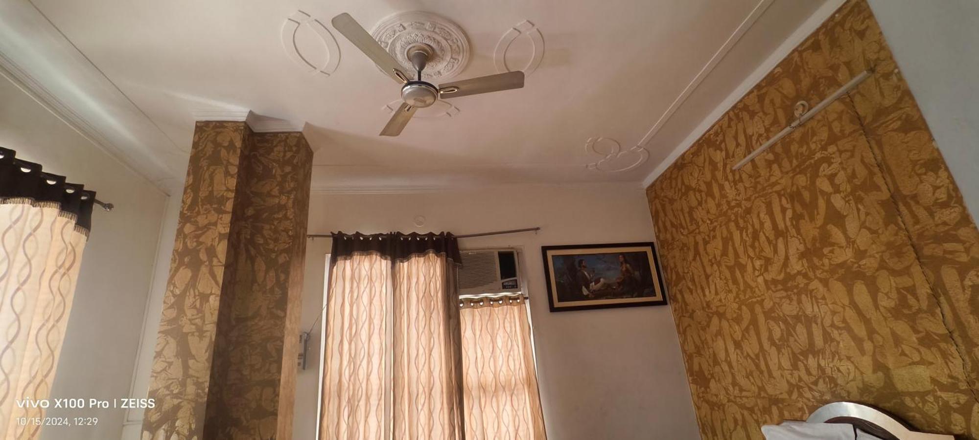 Surya Hotel Sirsa Pokoj fotografie